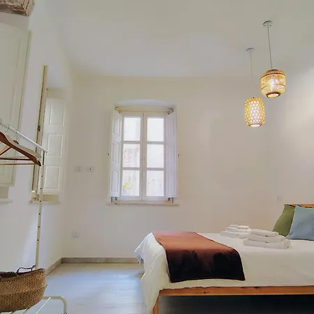 Storico Centro Citta Apartman *